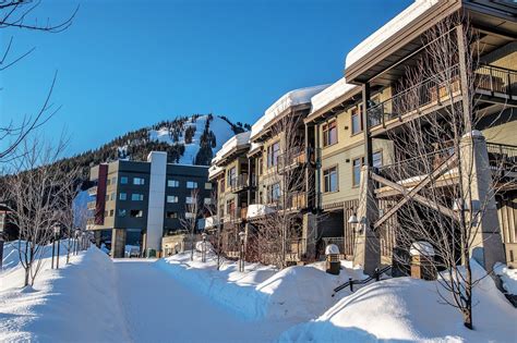 vrbo rossland bc The Crest - Unit 2 - $265 avg/night - Rossland - Amenities include: Internet, Air conditioning, Hot tub, Fireplace, TV, Satellite or cable, Washer & dryer, Parking, Heater Bedrooms: 3 Sleeps: 6 Minimum stay from 3 night(s) Bookable directly online - Book vacation rental 834912 with Vrbo